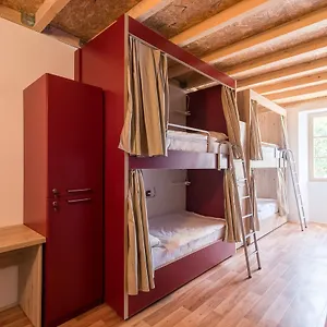 https://hostel-antique.pula-hotels.org